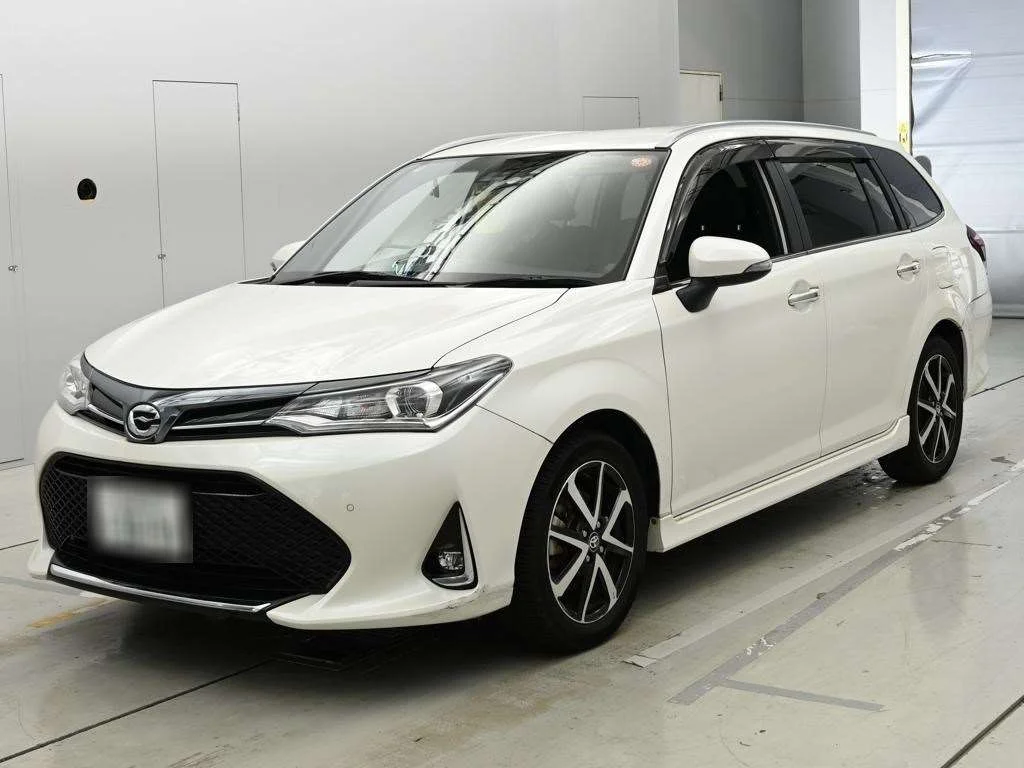 Toyota Corolla Fielder NRE161G 2018
